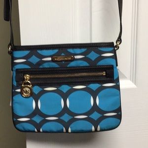 NWT MICHAEL MICHAEL KORS crossbody purse
